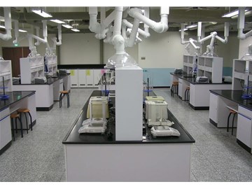 一個企業化學實驗室常用的設備儀器有哪些？